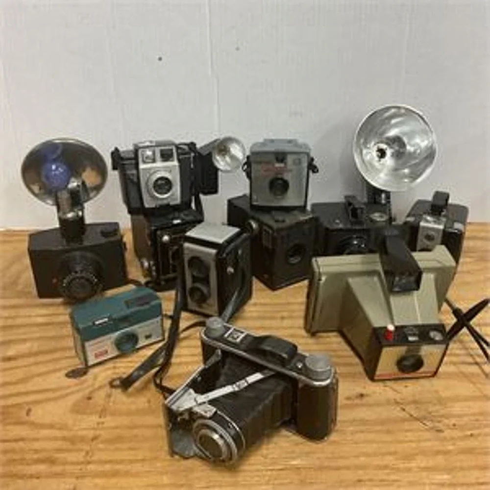 Vintage Camera Lot Kodak Brownie Hawkeye Ansco Mercury Folding Flash Collection